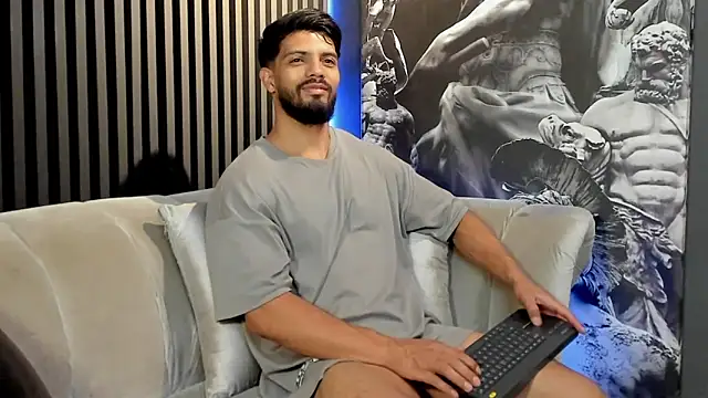 DannSaenz online show from January 2025 12:05:02 AM