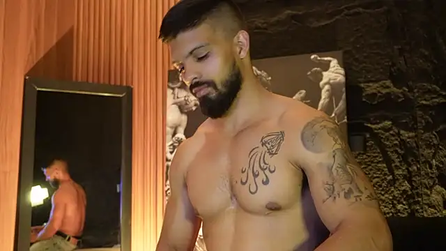 DannSaenz online show from September 2025 02:04:02 AM