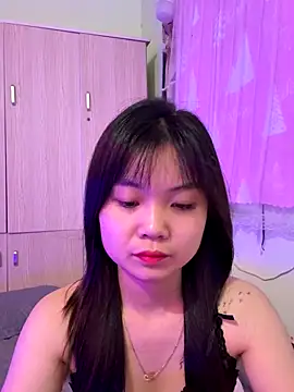 Snapshot of Maeve2k5 chatting on October 2025 08:12:02 AM Maeve2k5 online show from October 2025 08:12:02 AM