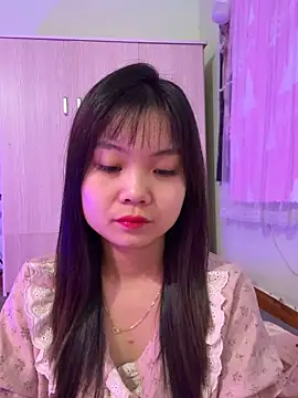 Snapshot of Maeve2k5 chatting on October 2025 11:25:02 PM Maeve2k5 online show from October 2025 11:25:02 PM