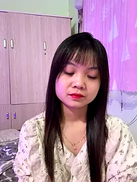 Snapshot of Maeve2k5 chatting on October 2025 11:31:01 AM Maeve2k5 online show from October 2025 11:31:01 AM