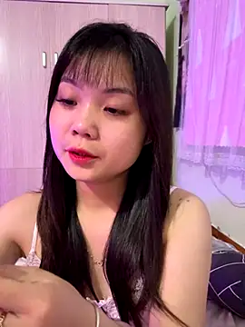 Snapshot of Maeve2k5 chatting on October 2025 10:16:02 AM Maeve2k5 online show from October 2025 10:16:02 AM