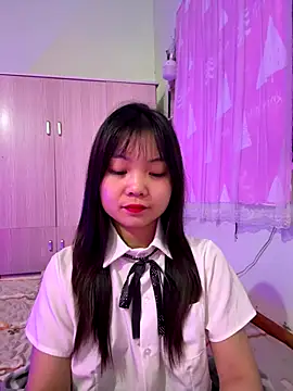 Snapshot of Maeve2k5 chatting on October 2025 01:50:01 AM Maeve2k5 online show from October 2025 01:50:01 AM