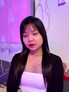 Snapshot of Maeve2k5 chatting on November 2025 11:07:02 PM Maeve2k5 online show from November 2025 11:07:02 PM