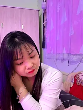 Snapshot of Maeve2k5 chatting on November 2025 11:12:02 AM Maeve2k5 online show from November 2025 11:12:02 AM