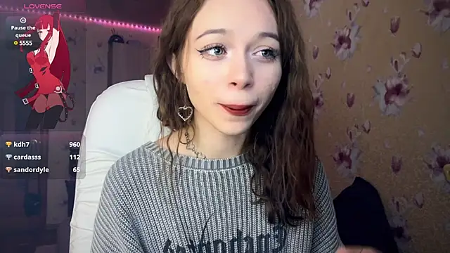 Snapshot of _SofiaBrown chatting on December 2024 08:27:02 PM SofiaBrown online show from December 2024 08:27:02 PM