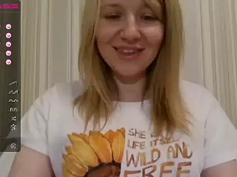 urbadkitty online show from December 2024 03:47:02 PM