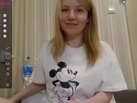 urbadkitty online show from January 2025 07:00:02 PM