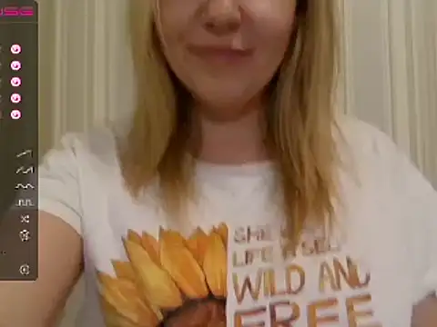 urbadkitty online show from February 2025 05:07:01 PM