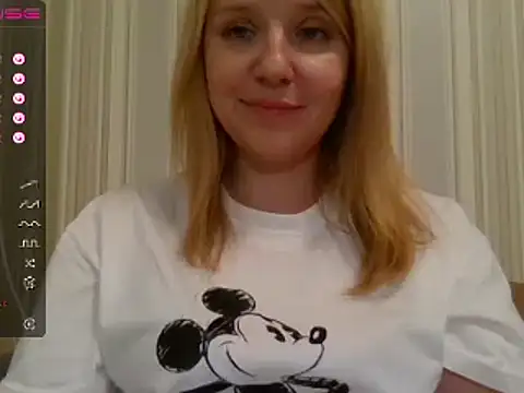 urbadkitty online show from March 2025 12:17:01 PM