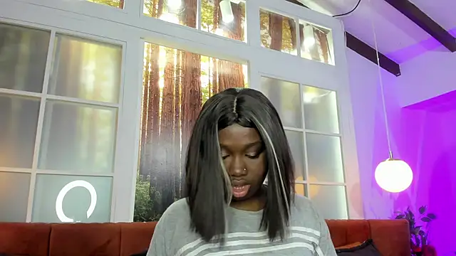 KarlieMoss online show from March 2025 08:10:01 PM