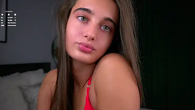 PiquingOgalala online show from November 2025 01:07:02 AM