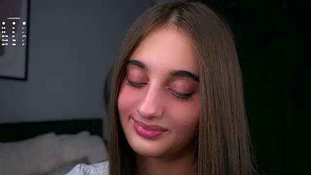 PiquingOgalala online show from November 2025 01:27:01 AM