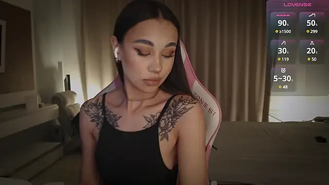 Snapshot of march_mellow chatting on January 2025 07:48:02 PM march mellow online show from January 2025 07:48:02 PM