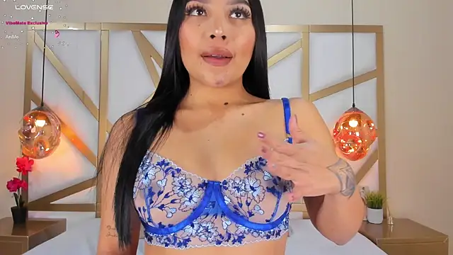 Snapshot of CarolineMaldonado chatting on February 2025 12:31:01 PM CarolineMaldonado online show from February 2025 12:31:01 PM