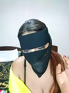 Nisreenn online show from December 2024 09:36:02 PM