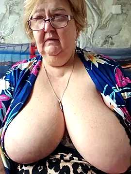 Snapshot of Awn290668 chatting on November 2025 11:16:02 AM Awn290668 online show from November 2025 11:16:02 AM