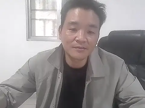 Snapshot of kisstoyousoon2024 chatting on November 2025 10:58:01 AM kisstoyousoon2024 online show from November 2025 10:58:01 AM