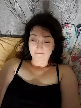 MriaLove31 online show from September 2025 09:38:01 PM