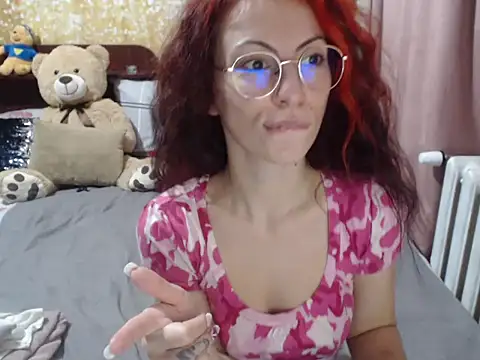 Emmatoo online show from February 2025 11:34:02 AM