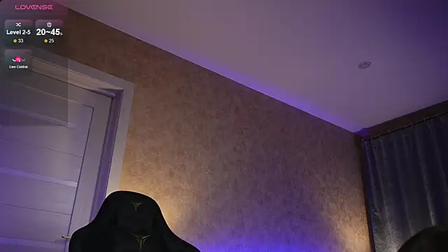 Amely Young online show from December 2024 06:33:01 AM