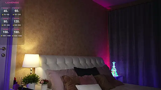 Amely Young online show from December 2024 05:36:01 AM