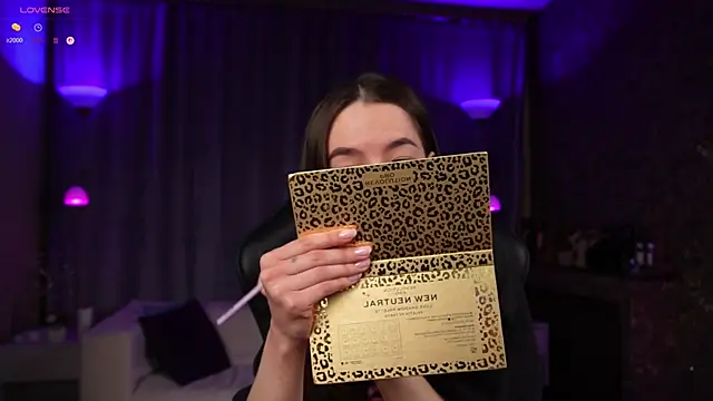 Amely Young online show from March 2025 01:43:01 AM