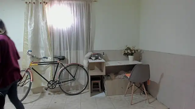 Snapshot of linnie_ chatting on October 2025 04:31:01 PM linnie online show from October 2025 04:31:01 PM