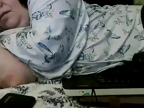 Snapshot of WHITEDAROSE chatting on January 2025 07:10:01 PM WHITEDAROSE online show from January 2025 07:10:01 PM