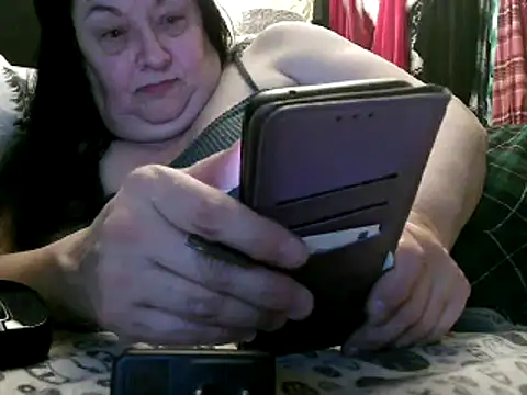 Snapshot of WHITEDAROSE chatting on March 2025 04:15:02 AM WHITEDAROSE online show from March 2025 04:15:02 AM