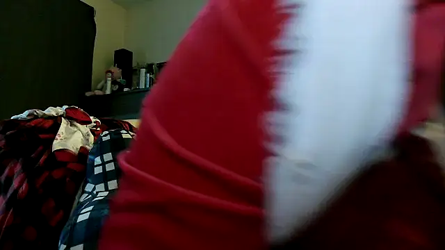 Snapshot of WHITEDAROSE chatting on November 2025 06:35:01 PM WHITEDAROSE online show from November 2025 06:35:01 PM