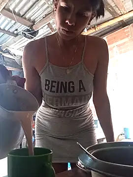 Snapshot of Alanagracia chatting on September 2025 03:28:02 PM Alanagracia online show from September 2025 03:28:02 PM