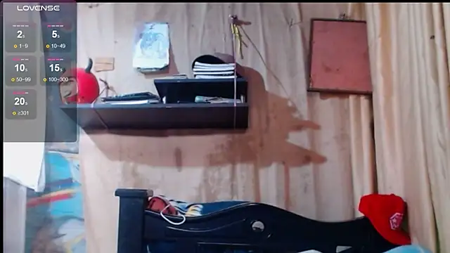 Snapshot of Alanagracia chatting on November 2025 06:42:02 PM Alanagracia online show from November 2025 06:42:02 PM