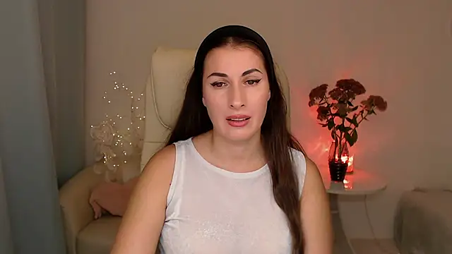 Snapshot of MaryMalory11 chatting on October 2025 03:18:01 PM MaryMalory11 online show from October 2025 03:18:01 PM