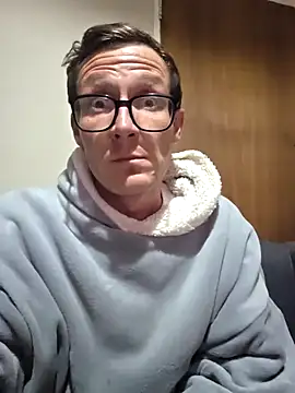 Snapshot of TheSouthernKing chatting on September 2025 09:31:02 PM TheSouthernKing online show from September 2025 09:31:02 PM