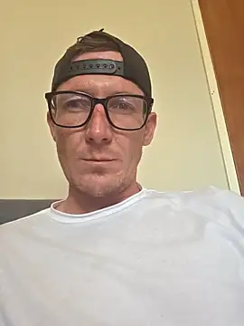 Snapshot of TheSouthernKing chatting on November 2025 08:15:02 AM TheSouthernKing online show from November 2025 08:15:02 AM