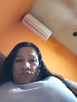 miicheele32 online show from November 2025 08:57:02 AM