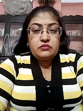 LAVERNIYA  online show from December 2024 01:13:02 PM