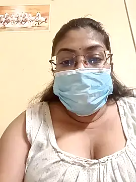 LAVERNIYA  online show from December 2024 02:42:01 PM