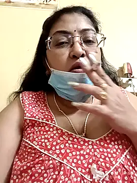 LAVERNIYA  online show from January 2025 01:38:01 PM