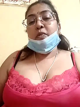 LAVERNIYA  online show from February 2025 02:33:01 PM