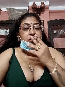 LAVERNIYA  online show from March 2025 01:01:01 PM