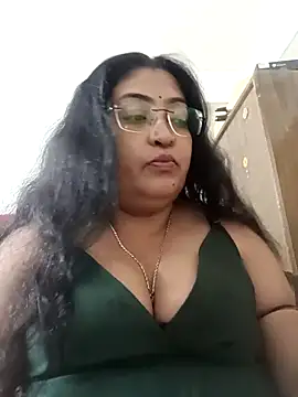 LAVERNIYA  online show from September 2025 11:44:02 AM