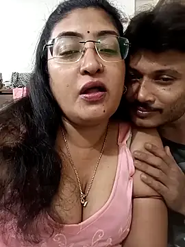 LAVERNIYA  online show from September 2025 08:56:01 PM