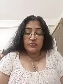 LAVERNIYA  online show from October 2025 11:50:01 AM