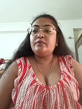 LAVERNIYA  online show from October 2025 03:45:02 AM