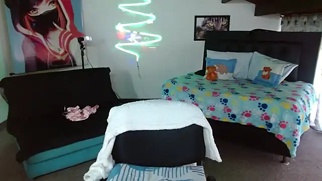 Kloe Deker online show from December 2024 01:51:01 PM