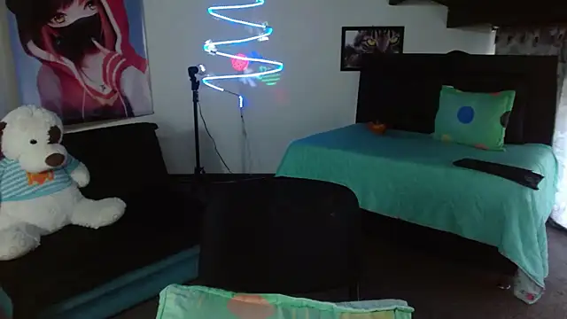 Kloe Deker online show from December 2024 01:34:02 PM