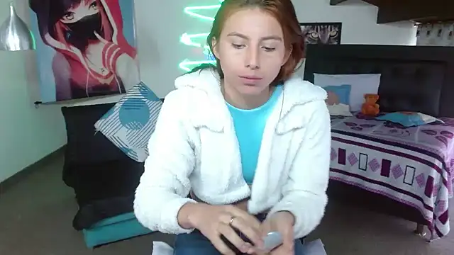 Kloe Deker online show from December 2024 01:36:02 PM
