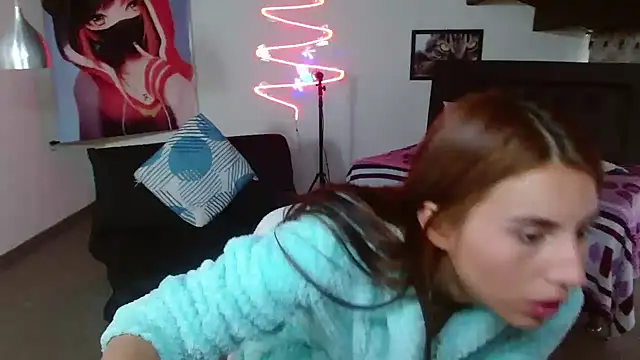 Kloe Deker online show from December 2024 04:40:01 PM